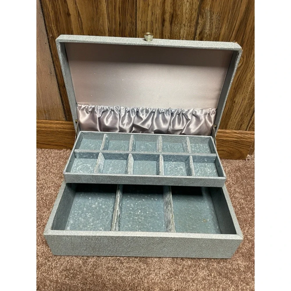 Vintage 1960's LADY BUXTON‎ Mid Century 2 Tier Blue Jewelry Box Blue Velvet